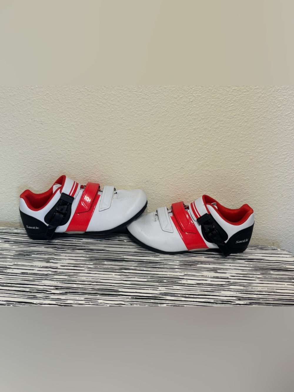 Road Cycling Shoes - White and Red unisex Sport Shoe